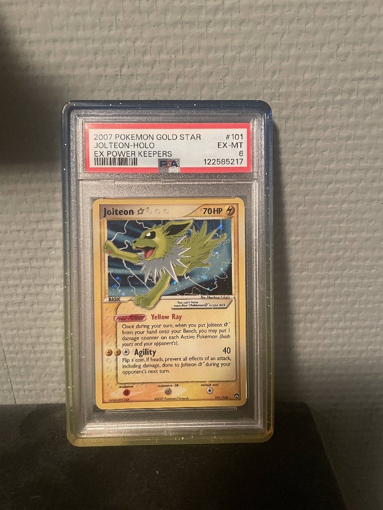 PSA 6 Jolteon Gold star 101 - Ex Power Keepers, Ophalen of Verzenden, Zo goed als nieuw, Losse kaart, Foil