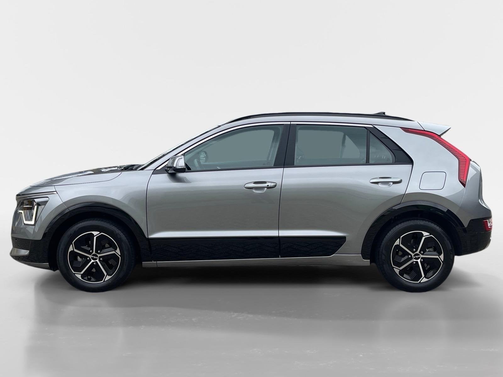 Foto 2 van Kia Niro 1.6 GDi Hybrid ComfortLine | Camera | Navi | Apple