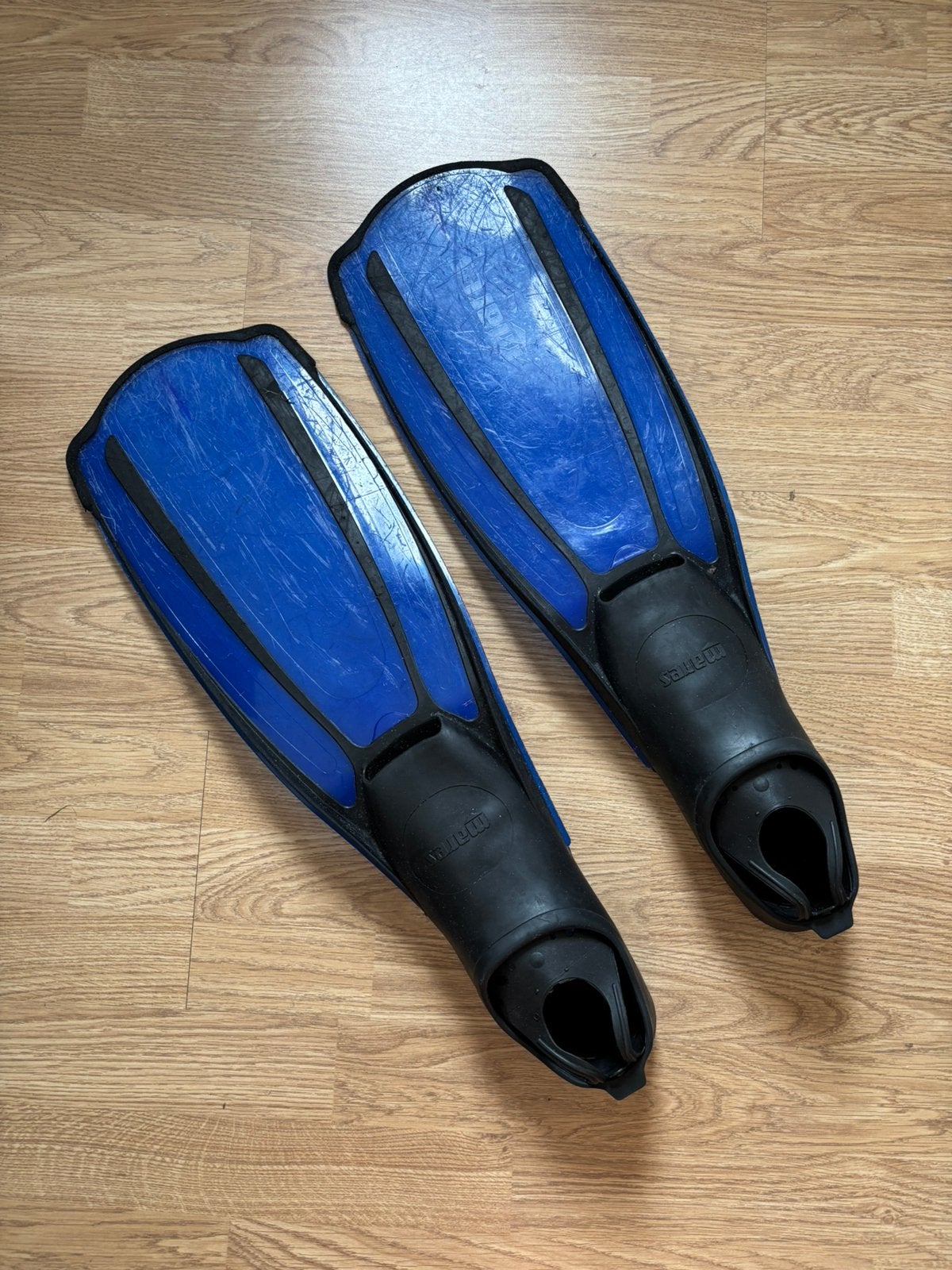 Mares flippers / zwemvliezen maat 42-43, Watersport en Boten, Duiken, Ophalen of Verzenden, Gebruikt, Zwem- of Duikvliezen