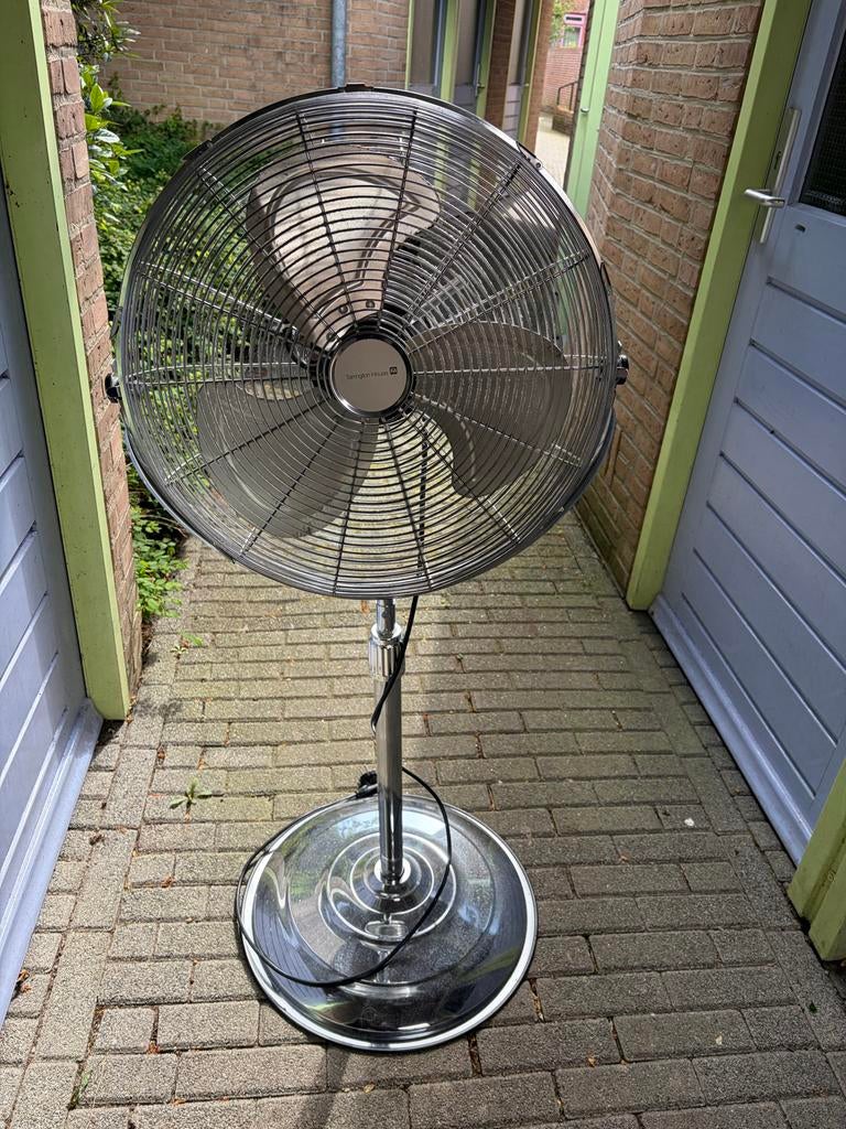 Tarrington House Statiefventilator - Krachtige Koeling, Witgoed en Apparatuur, Ophalen, Gebruikt, Vloerventilator