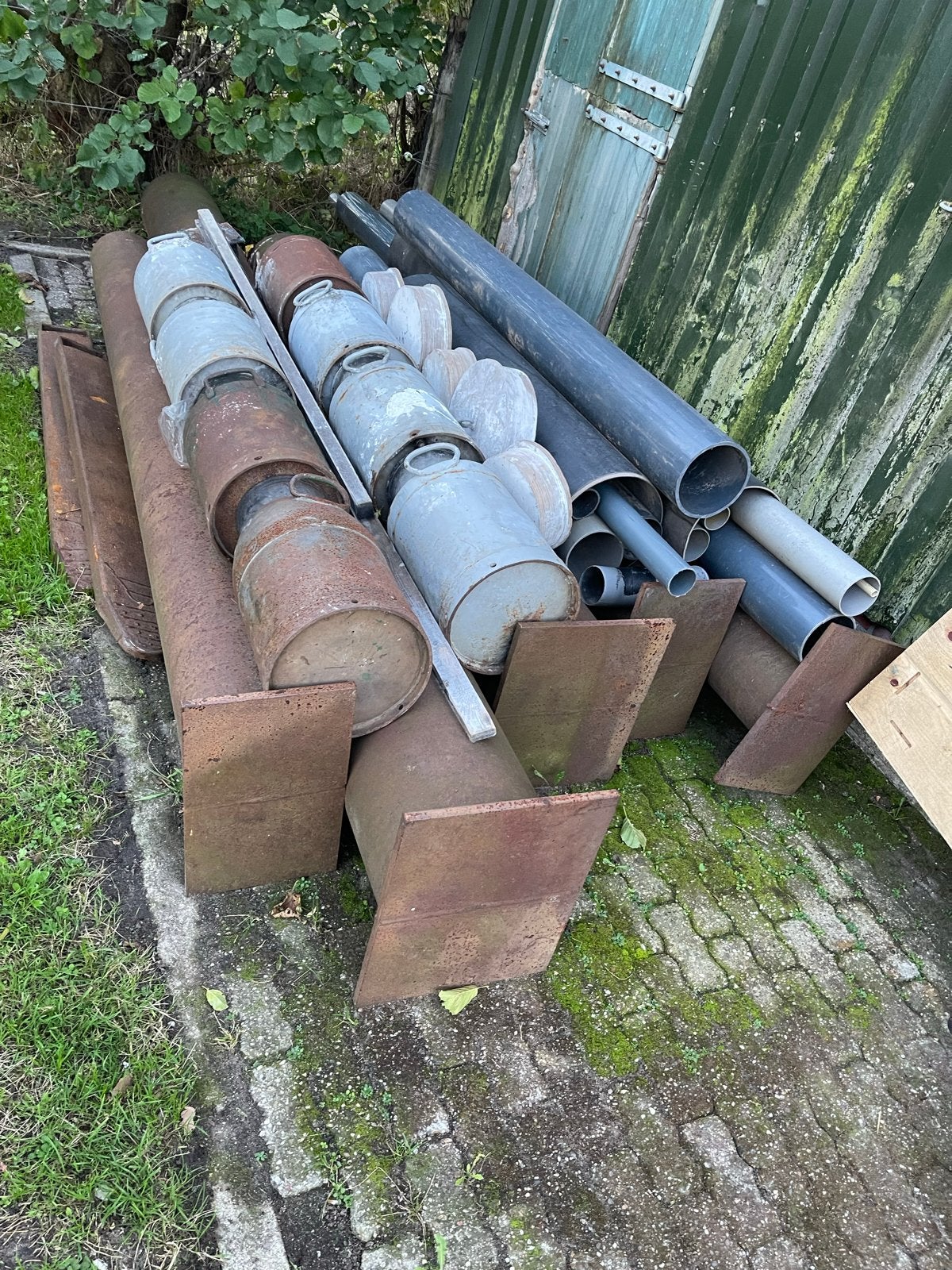 Carbid buizen en melk bussen te koop, Ophalen, Gebruikt, IJzer