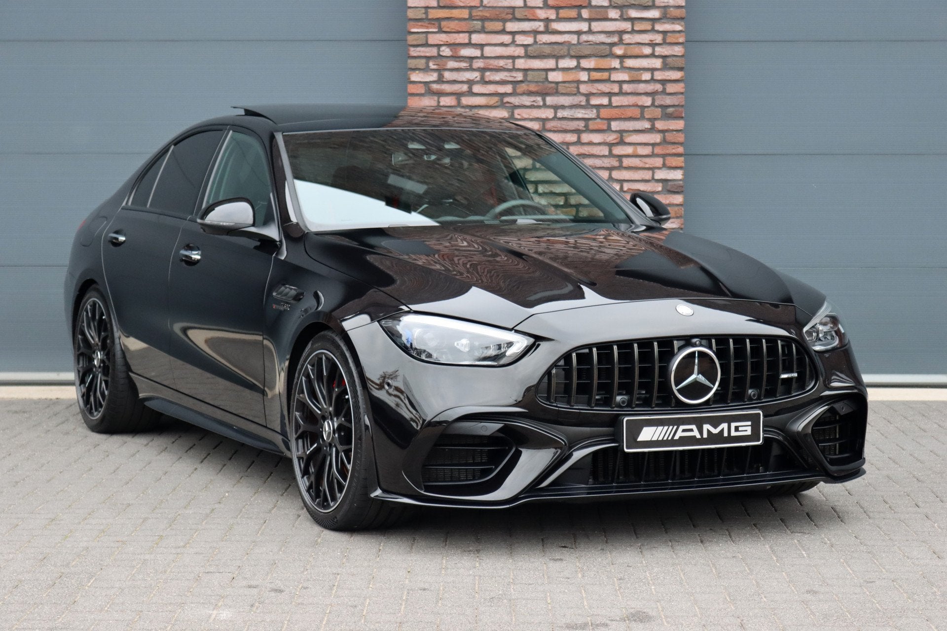 Mercedes-Benz C-Klasse AMG 63 S E Performance | 680 pk | Ach, 4 cilinders, Met garantie (alle), Zwart, Vierwielaandrijving