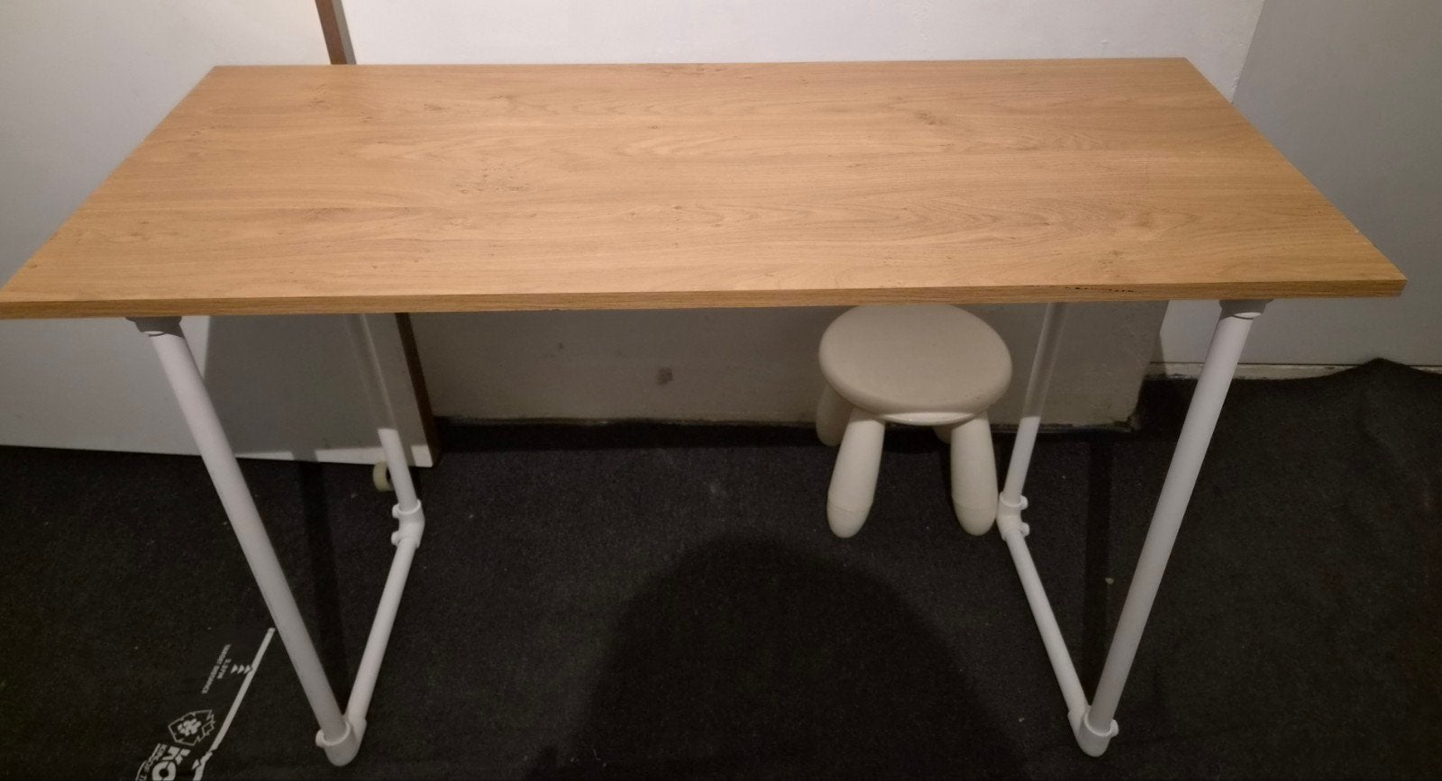 Houten eettafel / bureau met witte poten - 120x50 cm, Gebruikt, 100 tot 150 cm, Tot twee personen, 50 tot 100 cm