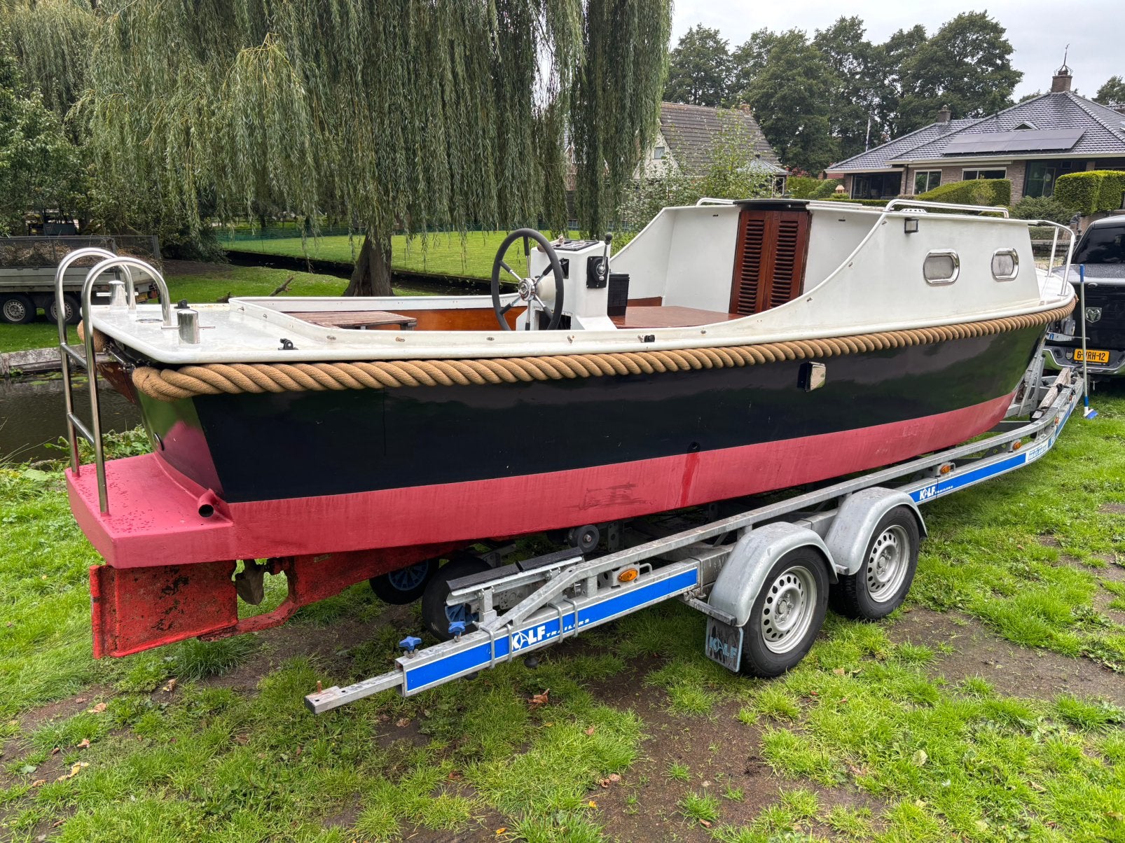 Kajuitboot stalen boot mercedes OM6 motor, Watersport en Boten, Gebruikt, Afdekzeil, Diesel, 42 pk