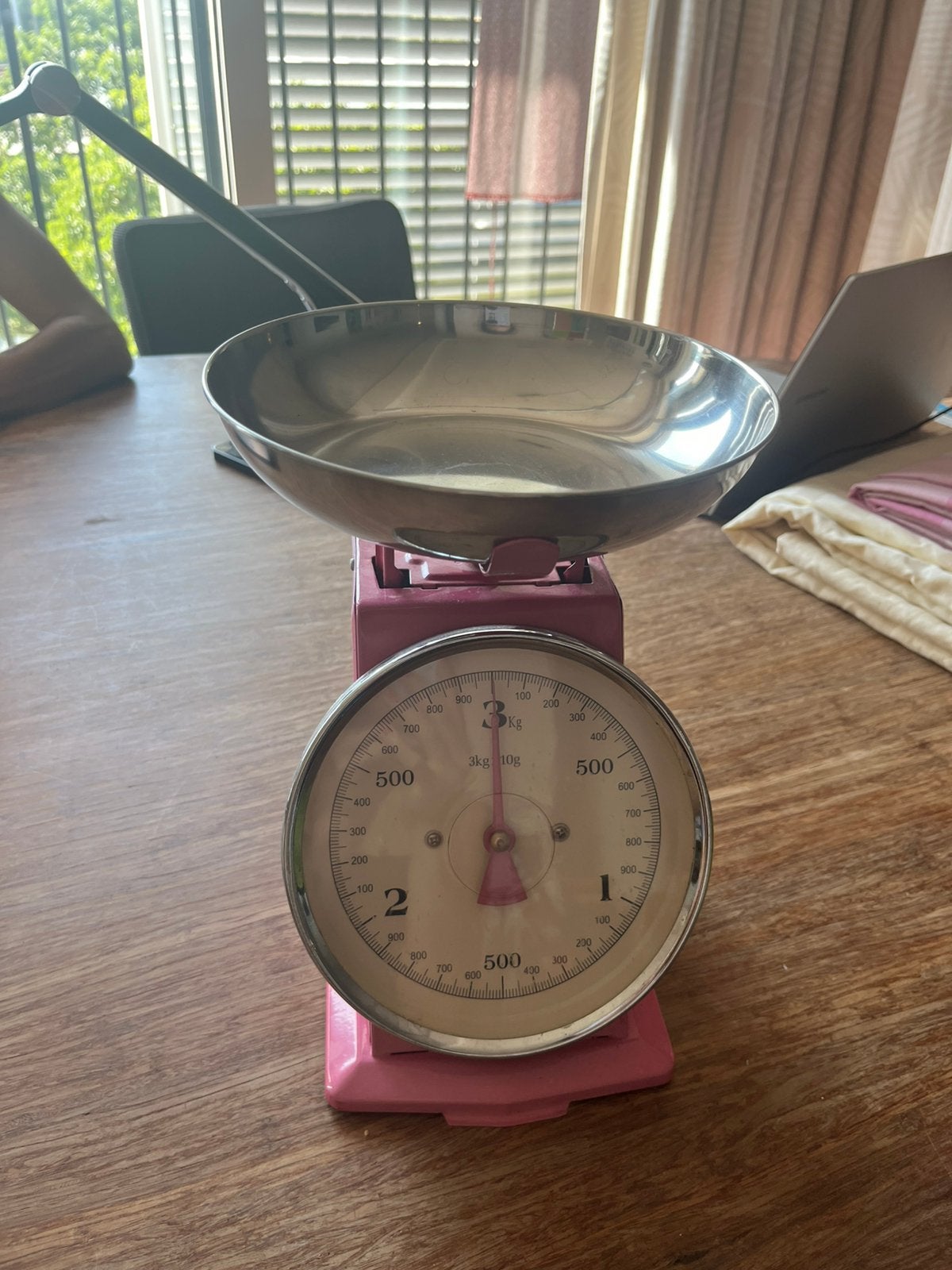 Roze weegschaal, Witgoed en Apparatuur, Weegschalen, Ophalen, Keukenweegschaal, 1 tot 500 gram, Gebruikt