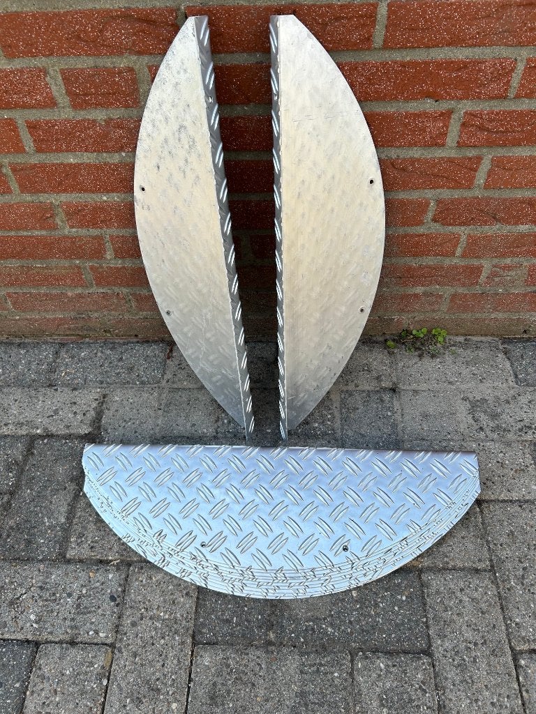 Traptrede Traanplaat (Aluminium), Ophalen, Gebruikt, Overige stijlen, Metaal