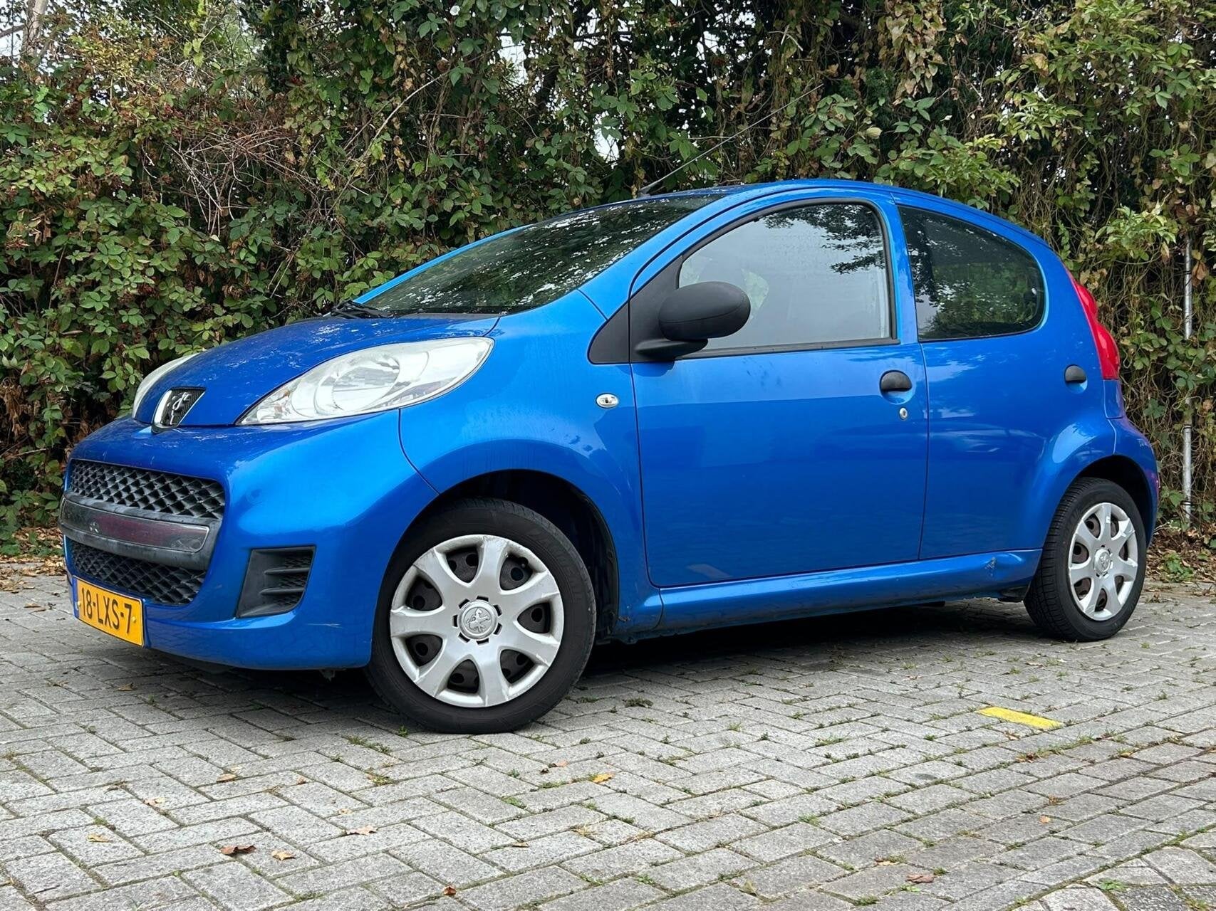 Peugeot 107 1.0-12V XR | B2B Handel / Export, Auto's, Voorwielaandrijving, Stof, Gebruikt, ABS