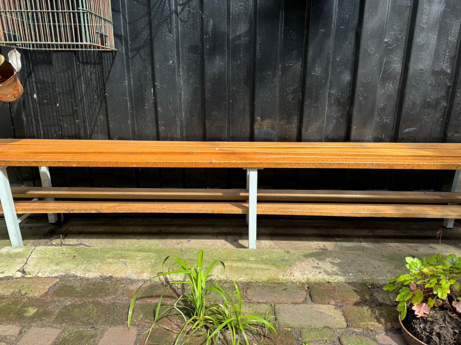 Lange bank hout en metaal schoenenrek, Ophalen