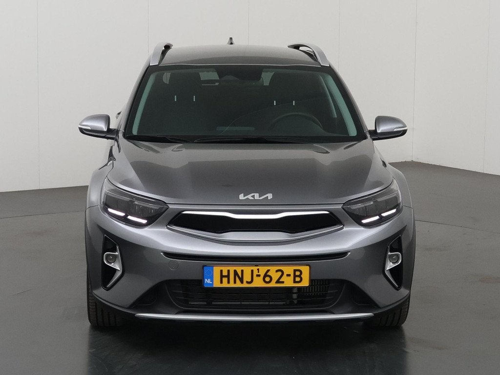 Kia Stonic 1.0 T-GDi MHEV DynamicPlusLine | Stoel/Stuurwielv, Auto's, Kia, Voorwielaandrijving, Euro 6, Automatische klimaatregeling