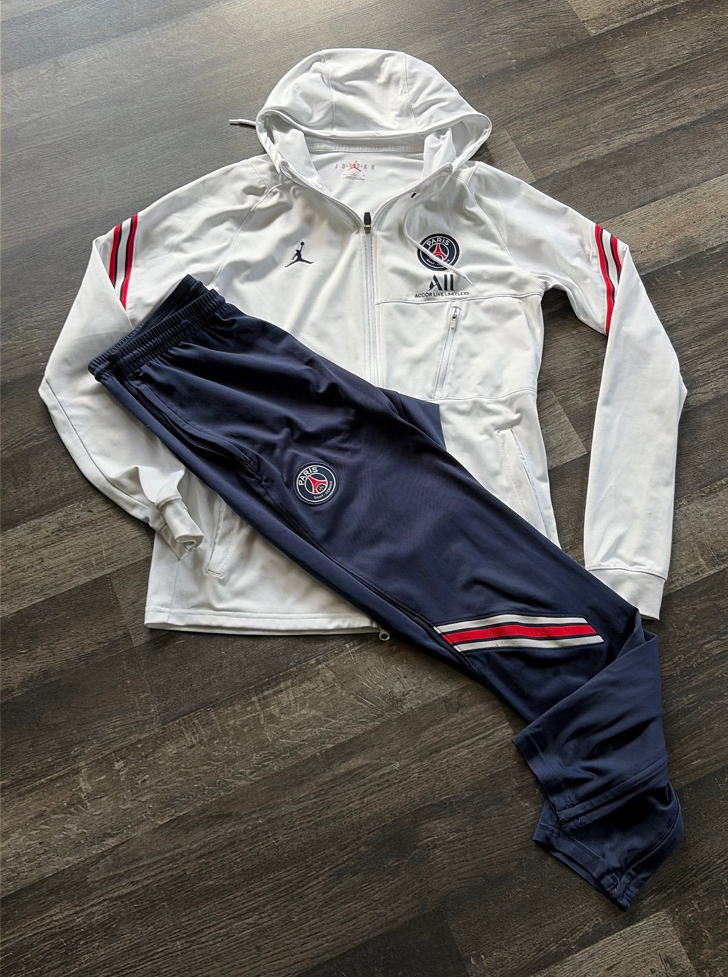 Paris Saint Germain pak maat M, Ophalen of Verzenden, Zo goed als nieuw, Voetbal, Maat 48/50 (M)