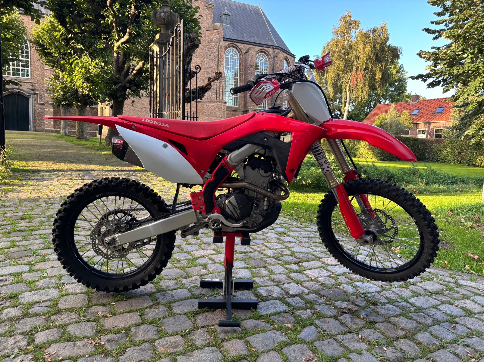 Honda CRF250R 2021 – 49 uur – Yoshimura, Ophalen, Gebruikt, 250 cc, Honda