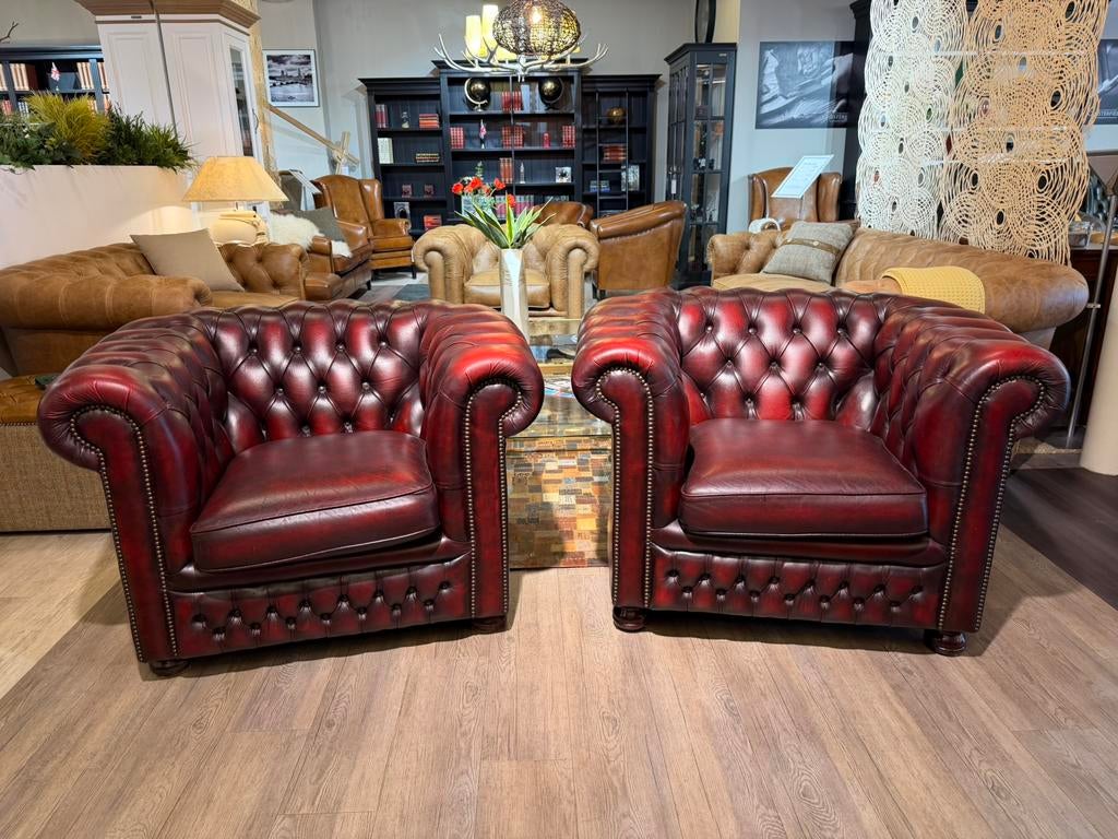 2 x Originele Springvale Chesterfield clubfauteuils Rood, Huis en Inrichting, Fauteuils, Ophalen of Verzenden, Zo goed als nieuw