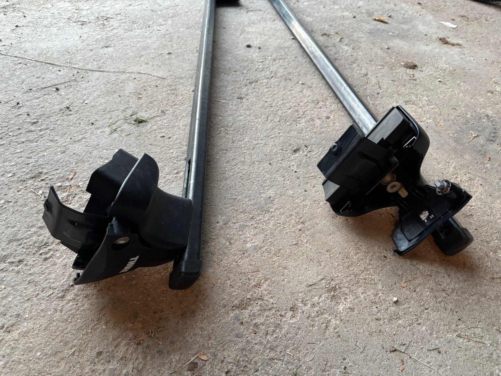 Thule dakdragers voor Volvo V40, Ophalen, Gebruikt