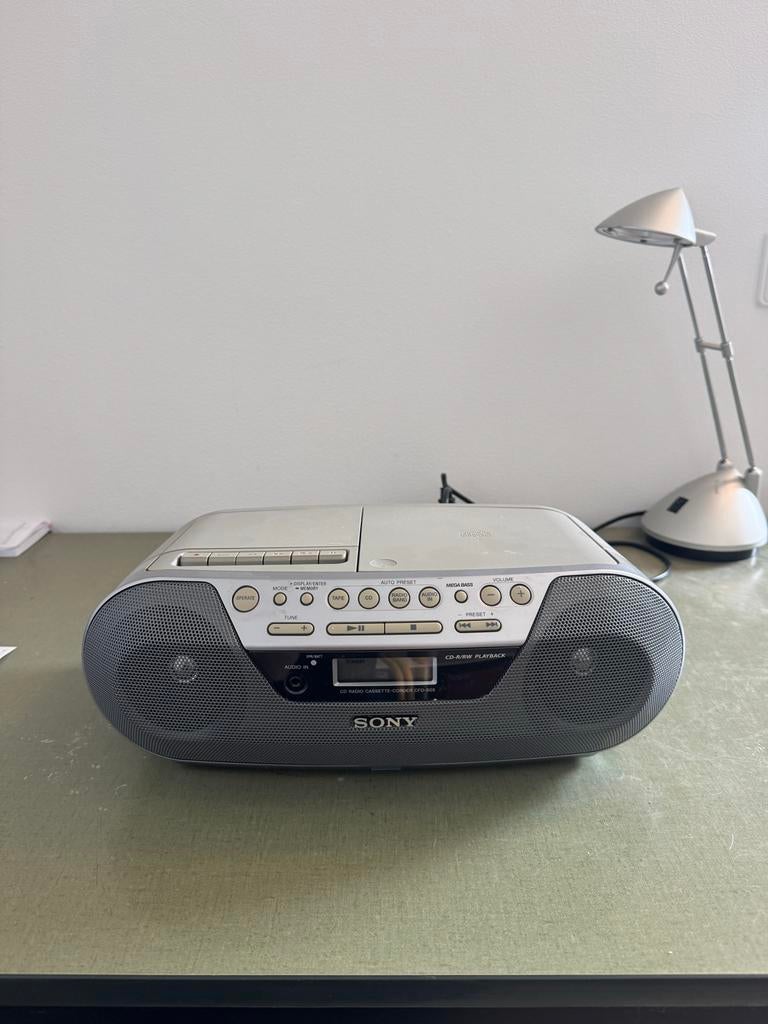 Sony Radio met CD-speler en Cassettedeck, Ophalen, Zo goed als nieuw, Radio, Met cd-speler