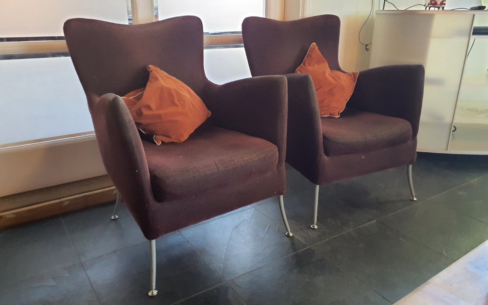 Set van 2 comfortabele fauteuils - Roodbruin, Huis en Inrichting, Fauteuils, Gebruikt, Metaal, Stof, 50 tot 75 cm, 75 tot 100 cm