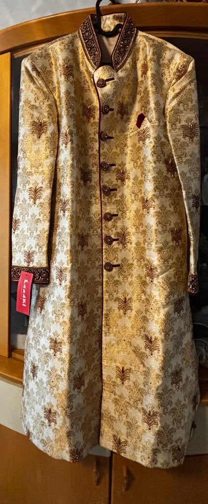 Heren Sherwani –Goud Brokaat (Maat 42), Ophalen, Nieuw, Maat 46 (S) of kleiner