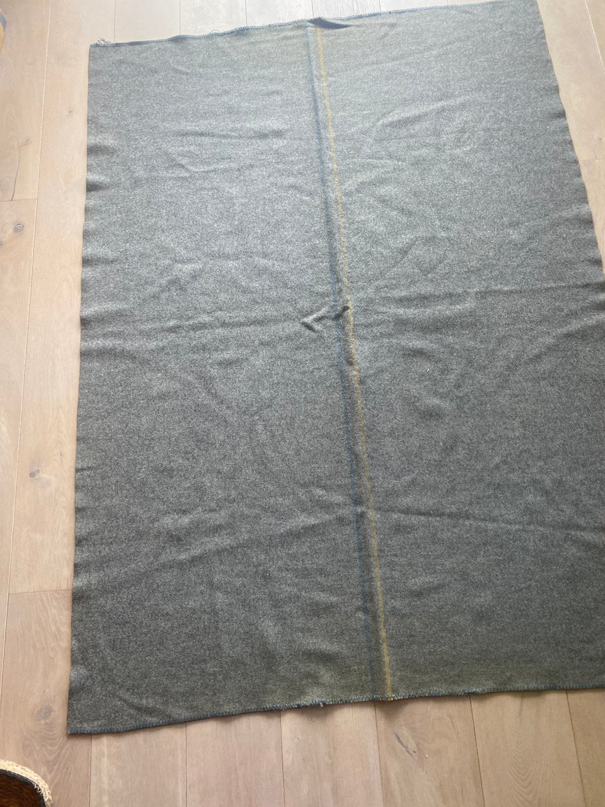 Wollen deken 146 bij 206 cm, Huis en Inrichting, Woonaccessoires | Plaids en Woondekens, Wol, Ophalen of Verzenden, Grijs, Woondeken
