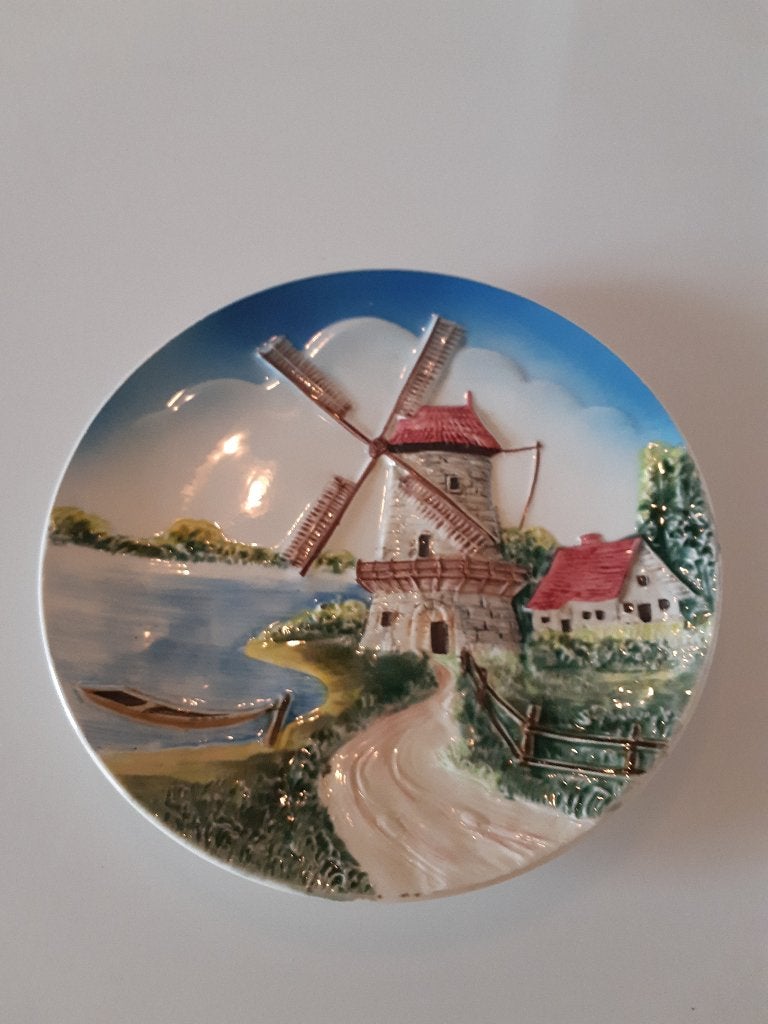 Vintage Majolica 3D Reliëf Wandbord – Windmolen, Ophalen of Verzenden