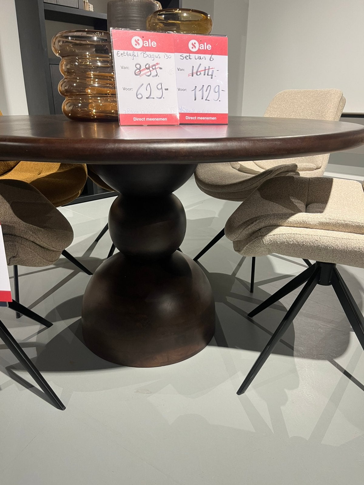 Eettafel Bagus, Huis en Inrichting, Tafels | Eettafels, Rond, Ophalen of Verzenden, Zo goed als nieuw, Vijf personen of meer