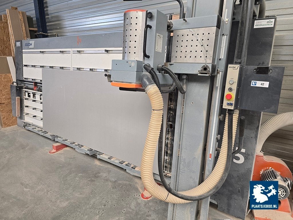 FAILLISSEMENTSVEILING Bouwbedrijf met gereedschap, heftruck+, Ophalen