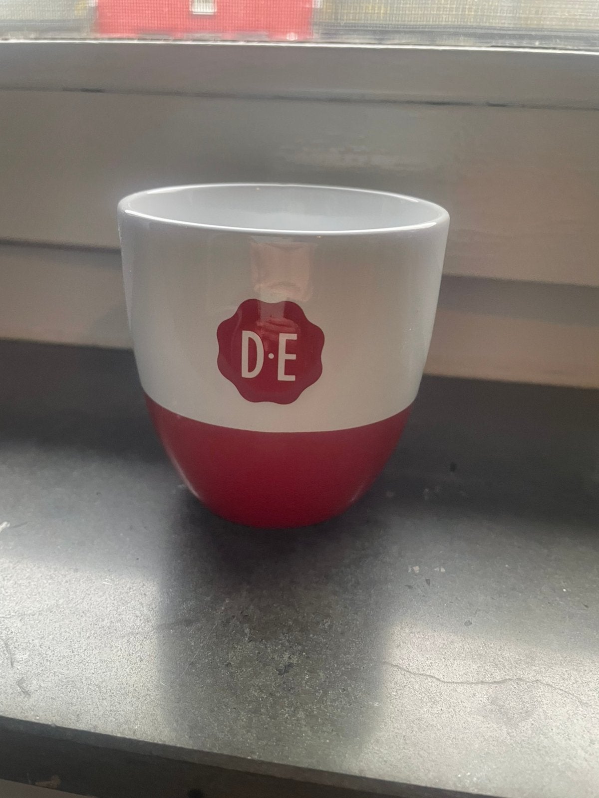 Douwe egberts de koffiekopje nieuw kopje mok koffie beker, Huis en Inrichting, Ophalen of Verzenden, Nieuw, Overige stijlen, Kop(pen) en/of Schotel(s)