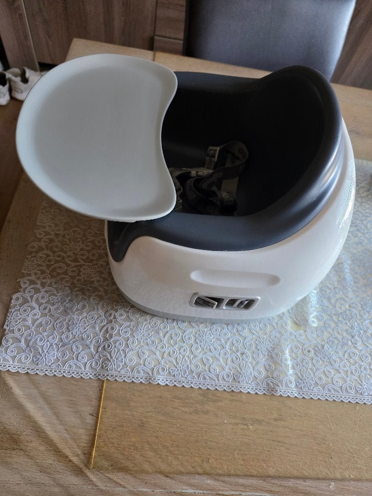 Bumbo stoeltje, Ophalen of Verzenden, Zo goed als nieuw, Overige typen, Afneembaar eetblad