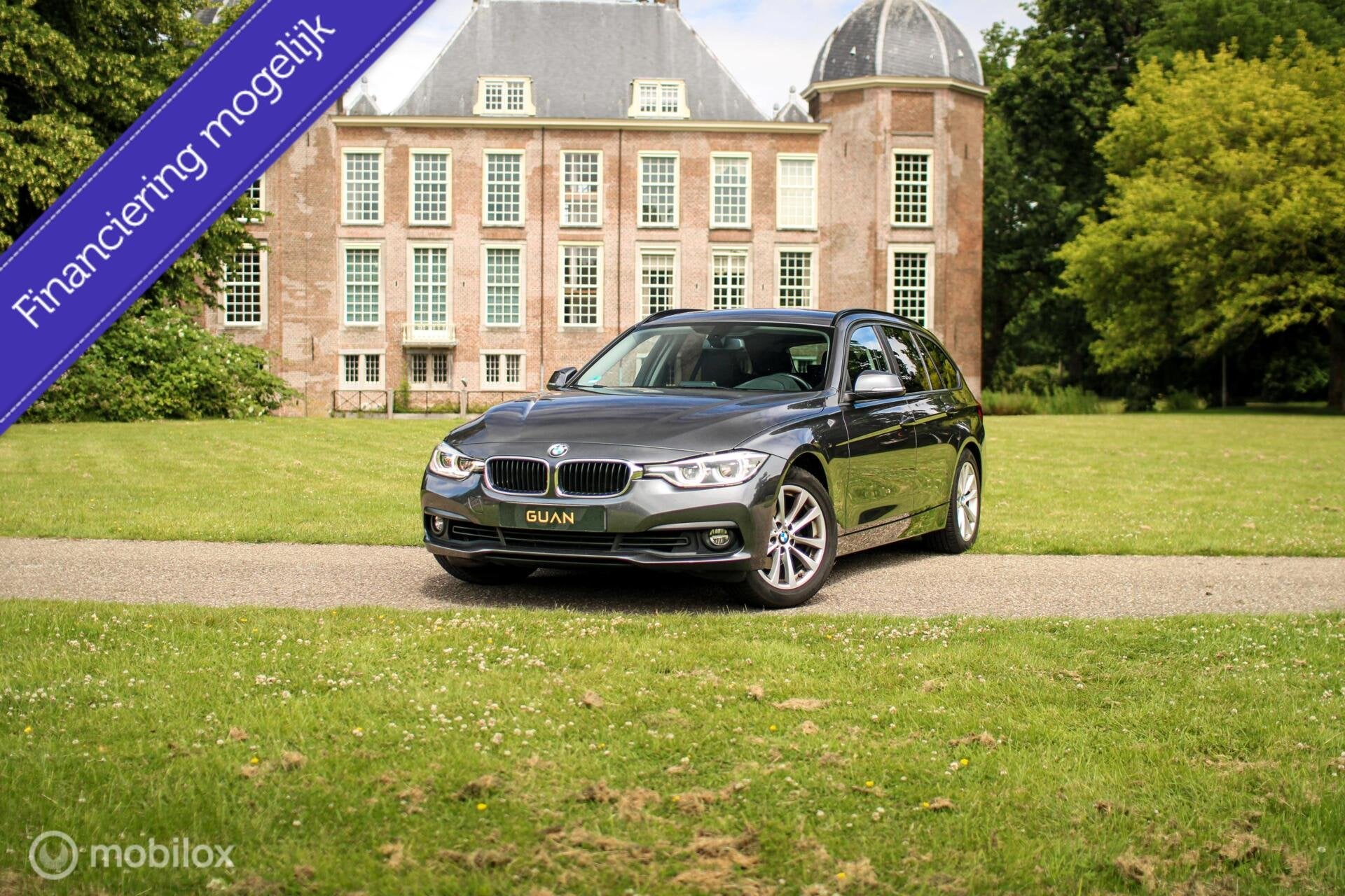 BMW 3-serie Touring 318i Corporate Lease High Executive |, Auto's, Automaat, Gebruikt, 1465 kg, Leder