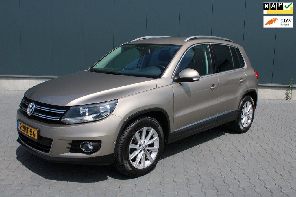 Volkswagen Tiguan 1.4 TSI Sport&Style Trekhaak, cruise contr, Auto's, Voorwielaandrijving, Euro 5, Gebruikt, 4 cilinders