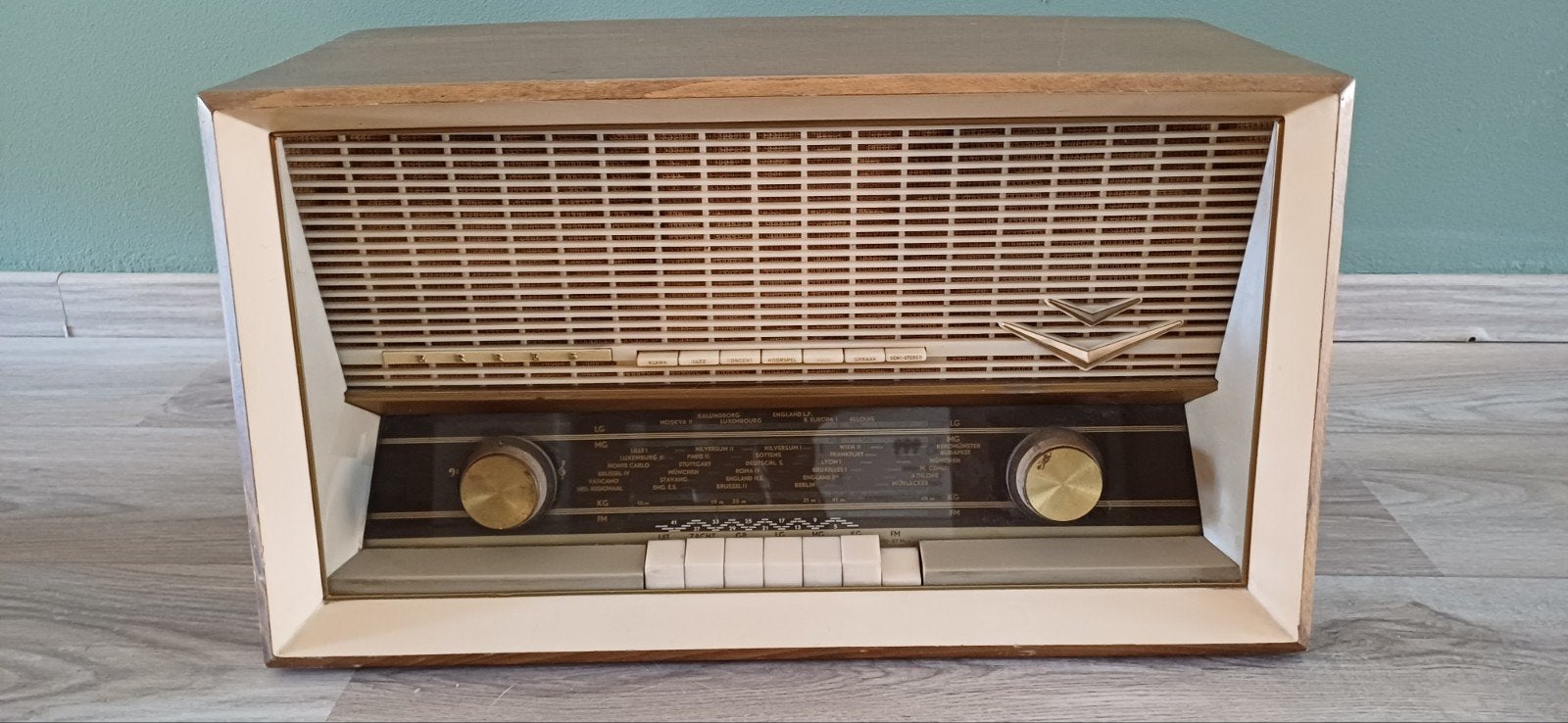Vintage Erres Radio RA 616 - Niet Getest, Audio, Tv en Foto, Radio's, Ophalen of Verzenden, Niet werkend, Radio