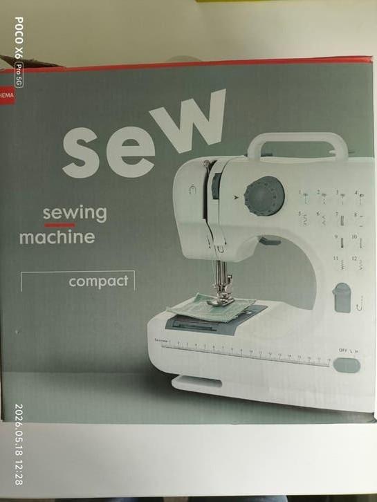 Hema Compact Naaimachine - Nieuw in Doos, Hobby en Vrije tijd, Naaimachines en Toebehoren, Ophalen of Verzenden