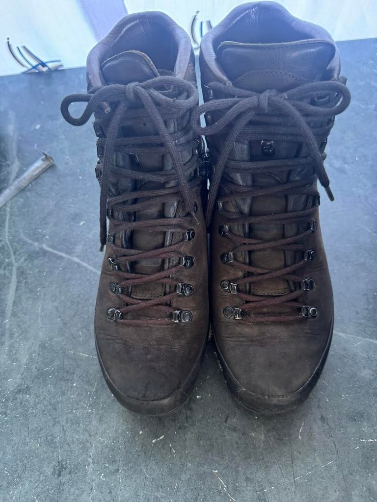 Meindl gore tex wandelschoenen M1, 270M maat 42, Ophalen of Verzenden, Gebruikt, Schoenen