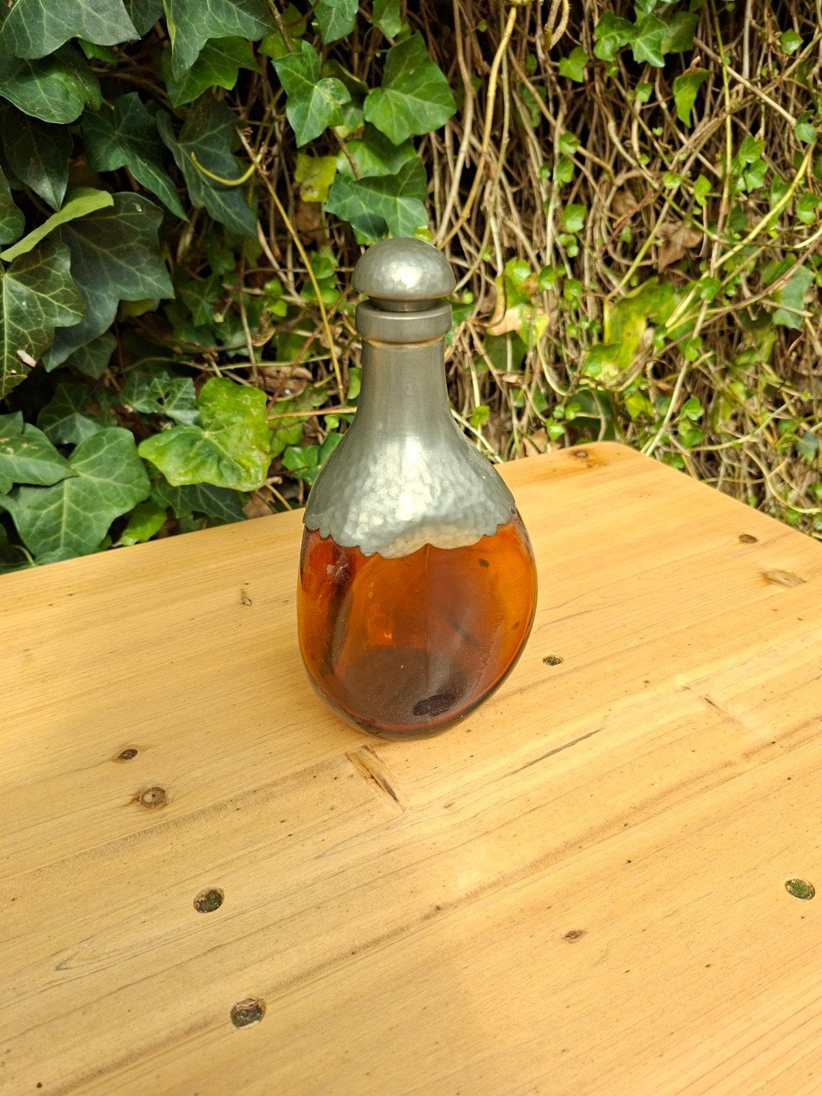 Vintage Glazen karaf fles met Tin Decoratie, Antiek en Kunst, Ophalen