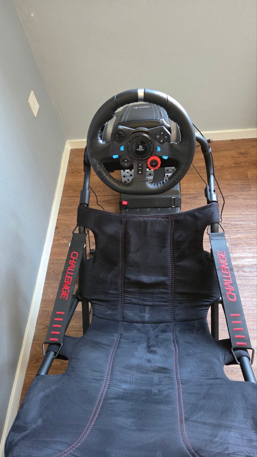 Playseat Challenge met Logitech G29 racestuur en pedalen, Spelcomputers en Games, Spelcomputers | Sony PlayStation Consoles | Accessoires