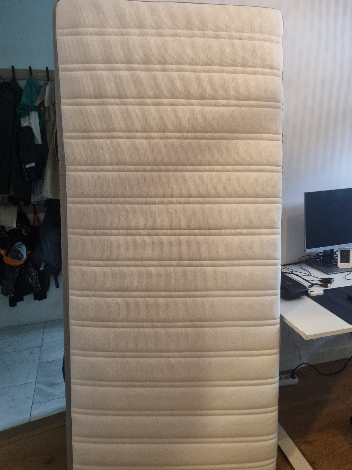 IKEA Hamarvik matras 90x200 cm - Zo goed als nieuw, Huis en Inrichting, Slaapkamer | Matrassen en Bedbodems, Ophalen, 90 cm, Eenpersoons