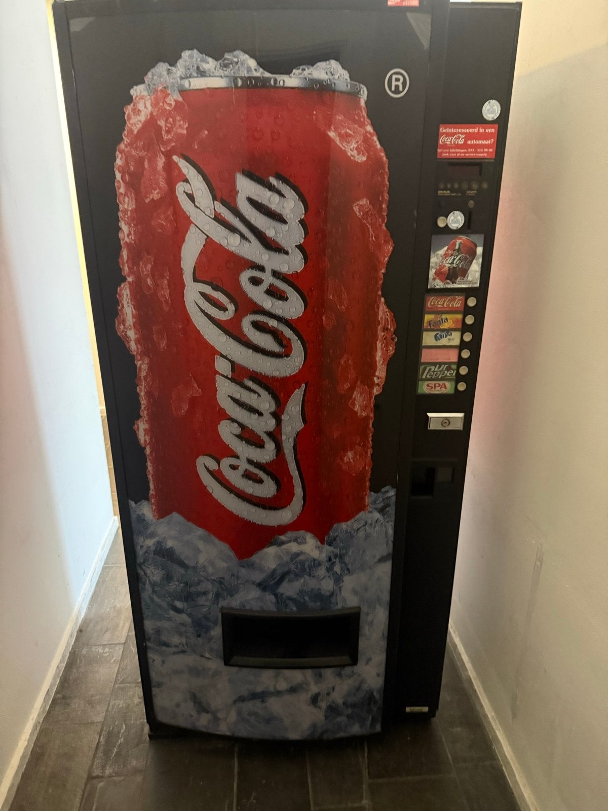 Coca-Cola frisdrankautomaat - Perfect voor thuis/kantoor, Verzenden, Gebruikt