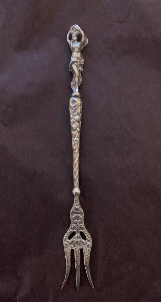 Vintage vorkje met vrouwenfiguur, voor op borrelplank, Ophalen of Verzenden