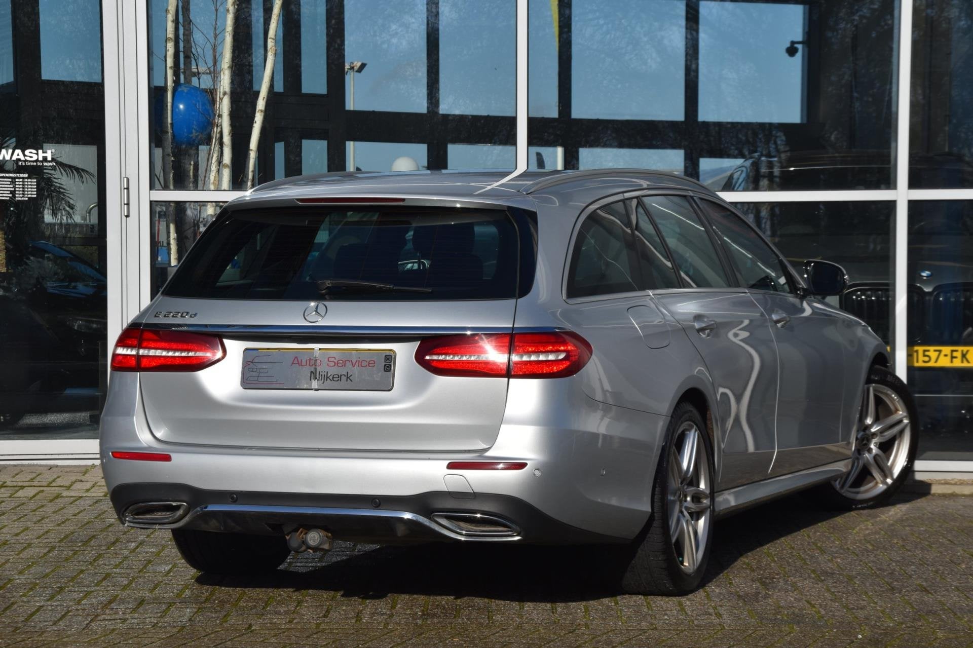 Mercedes-Benz E-klasse Estate E220d Estate AMG | Widescreen, Dealer onderhouden, Achterwielaandrijving, Origineel Nederlands, Diesel