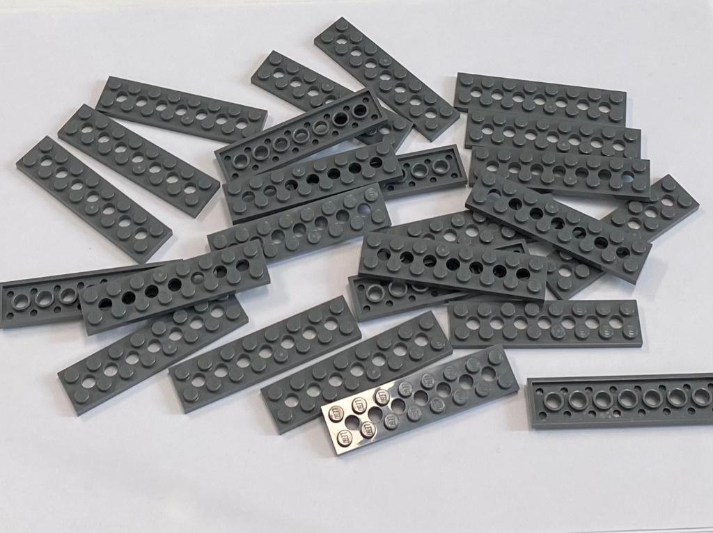 Partij 25x nieuwe donker grijze Lego Technic 2x8 platen