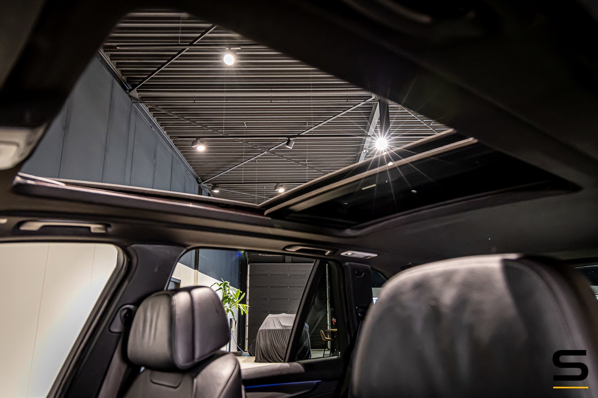 BMW X5 XDrive40e iPerformance High Executive|M-sport|Pano, Auto's, Dealer onderhouden, Gebruikt, 4 cilinders, Verwarmde buitenspiegels