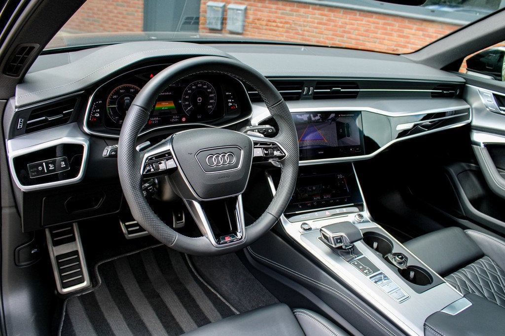 Audi A6 Avant 55 TFSI e quattro Competition | Matrix | Pano, Auto's, Audi, Automaat, 14 kWh, Gebruikt, 4 cilinders