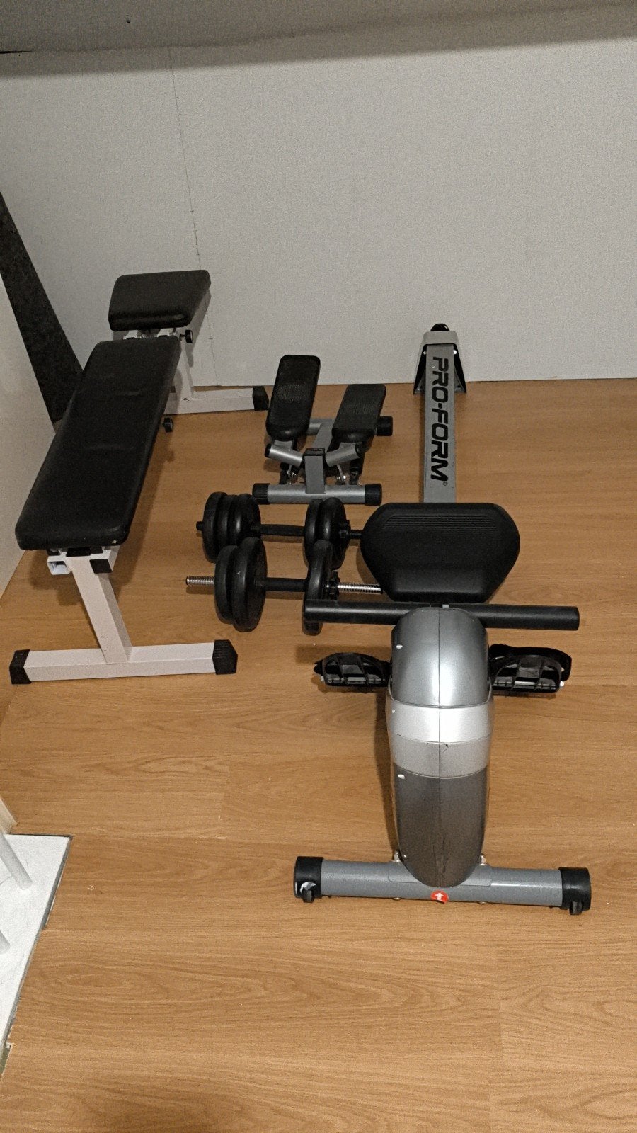Compleet fitnesspakket:Roeitrainer, bankje, dumbbells, stepp, Ophalen