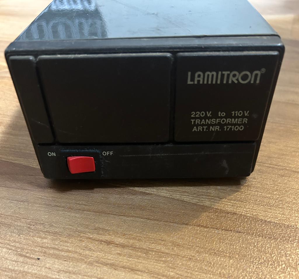 220 volt naar 110 volt omvormer inclusief Atari 5200 voeding, Ophalen of Verzenden, Gebruikt