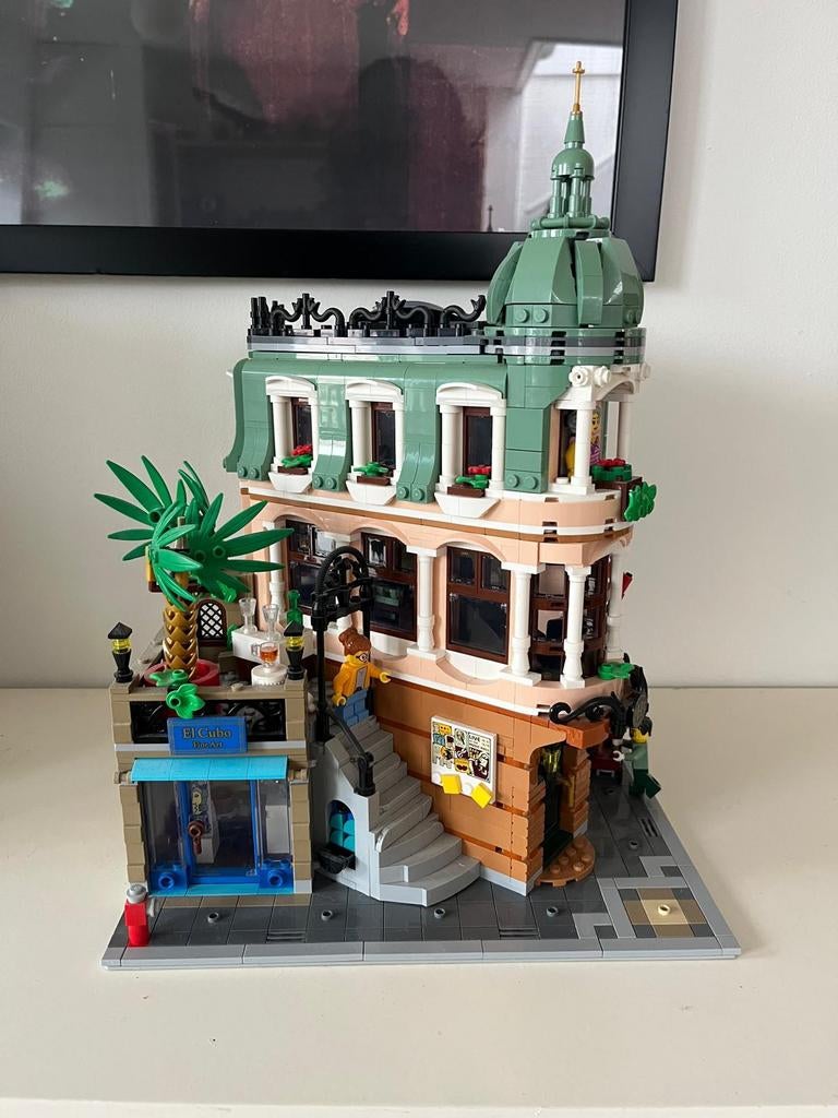 LEGO 10297 Boutique Hotel modular, Ophalen of Verzenden, Zo goed als nieuw, Complete set, Lego
