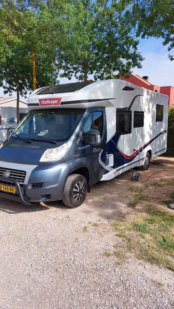 Challenger Mageo Queensbed Camper, Ringverwarming, Fiat, Decoder, Tot en met 2