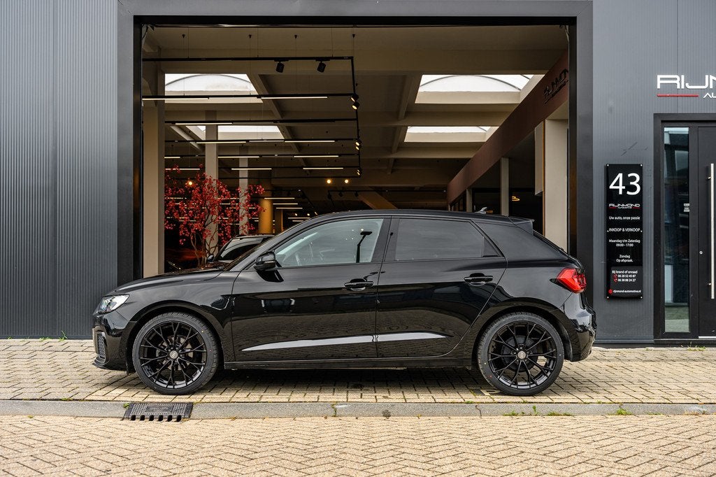 Audi A1 Sportback TFSI Advanced Fabrieksgarantie | LED|Keyle, Stof, Zwart, 95 pk, Zwart