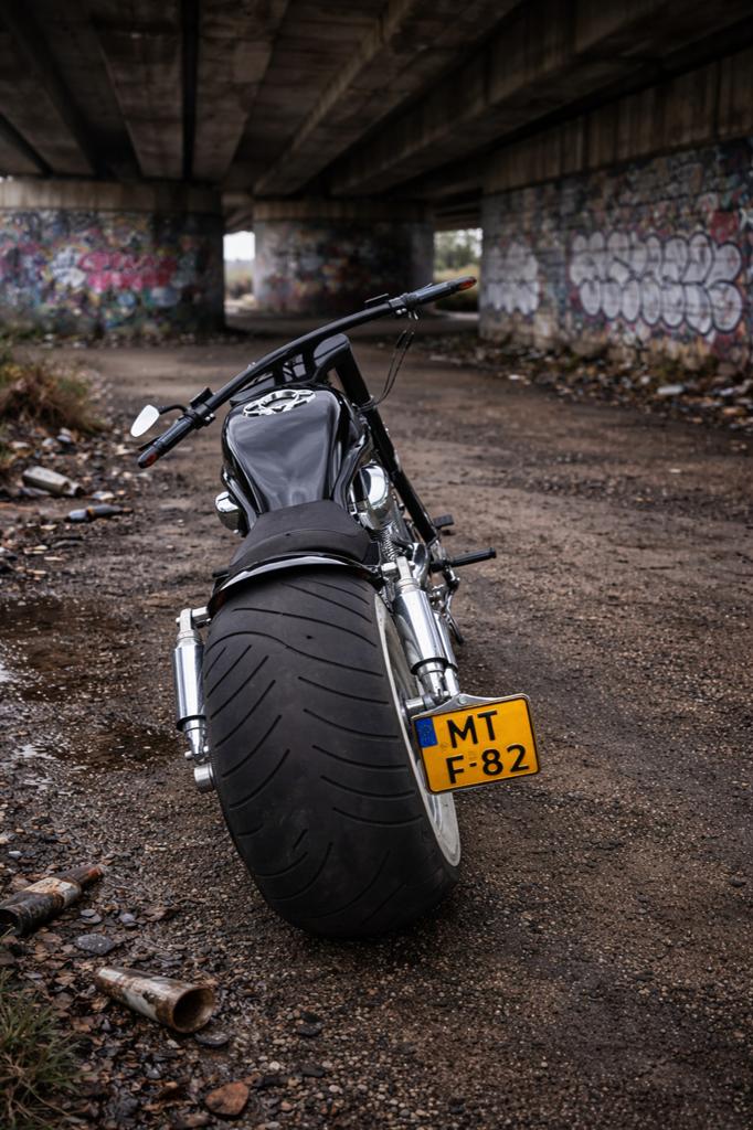 Unieke Harley-Davidson V-Rod Custom ✅ 9.000 km✅, Motoren, Motoren | Harley-Davidson, Particulier, Chopper, meer dan 35 kW, 4 cilinders