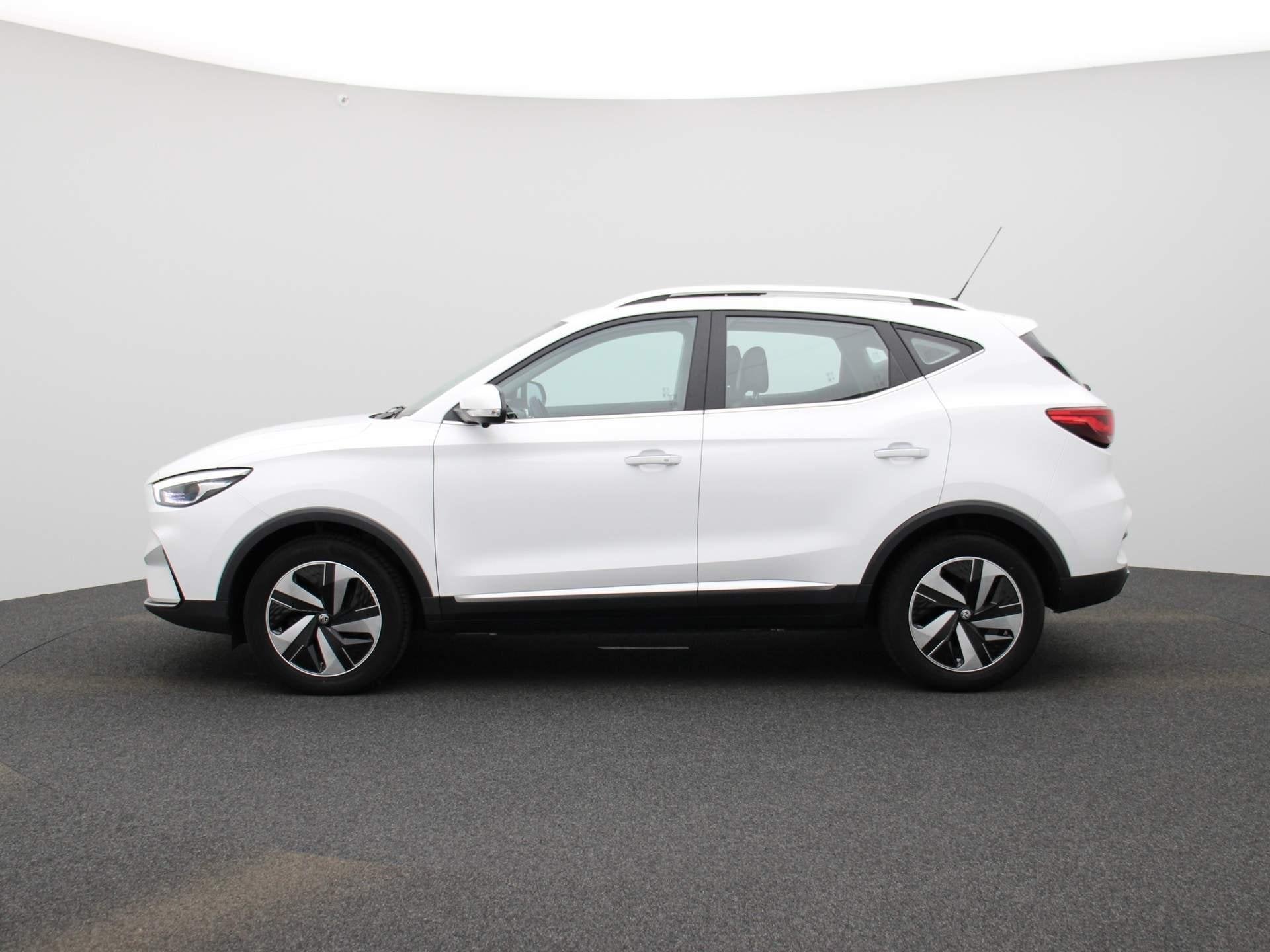 MG ZS EV Long Range Luxury 70 kWh Panoramadak | 360 Camera |, Auto's, Gebruikt, ZS, Wit, SUV of Terreinwagen