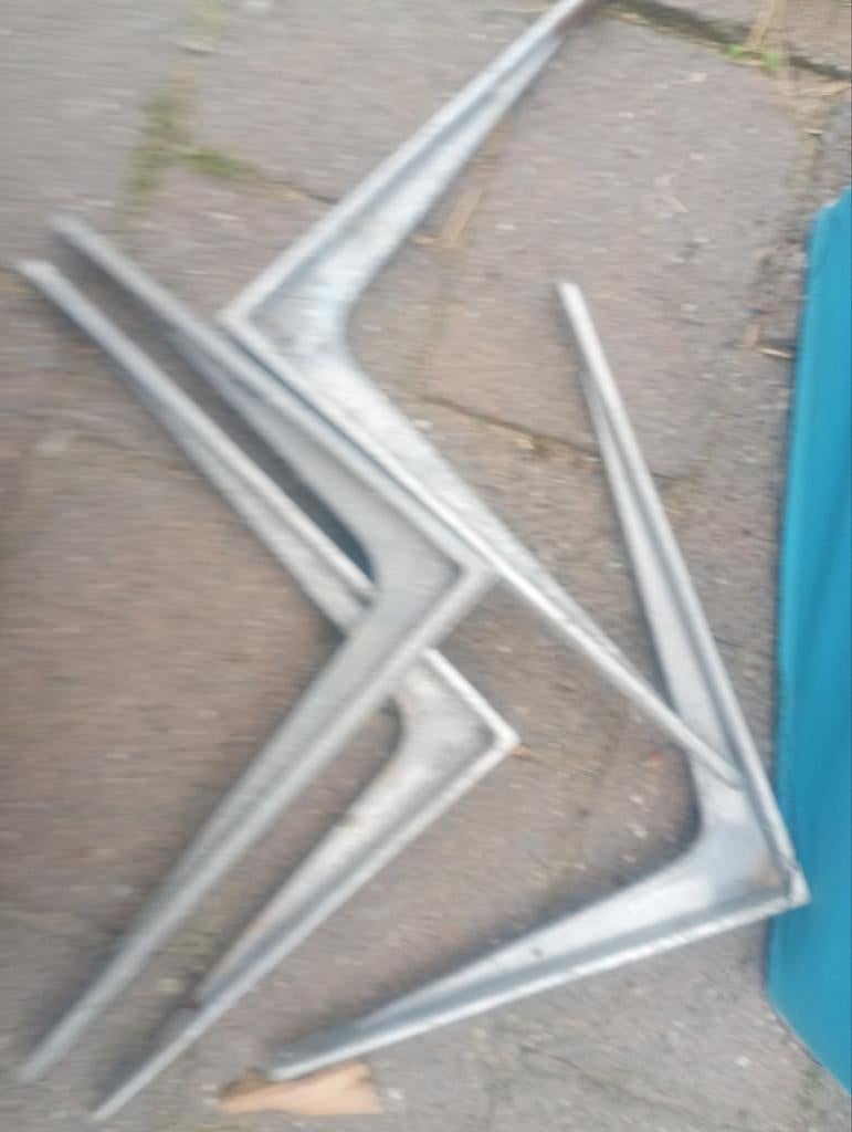 Aluminium plankdragers 250x300 mm, 25 KG/stuk, Ophalen of Verzenden, Gebruikt, 250 mm of meer, Overige typen
