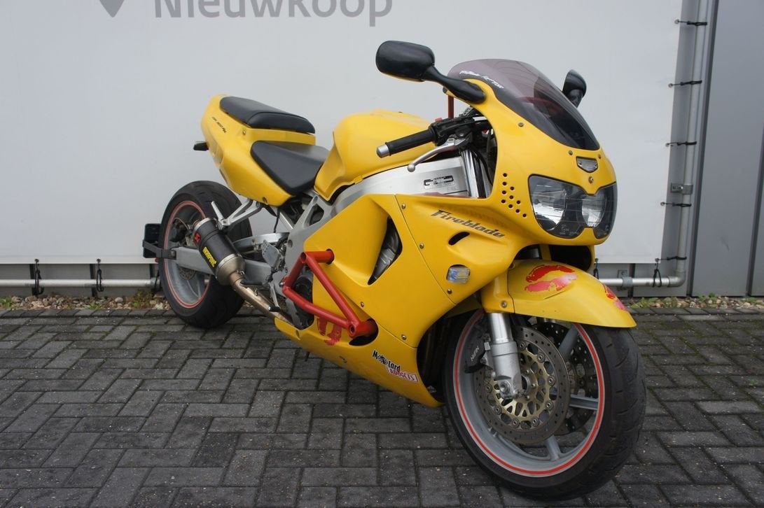 HONDA CBR 900 RR FIREBLADE () 48,481 km, HONDA, 4 cilinders, Motorrijbewijs A, Bedrijf