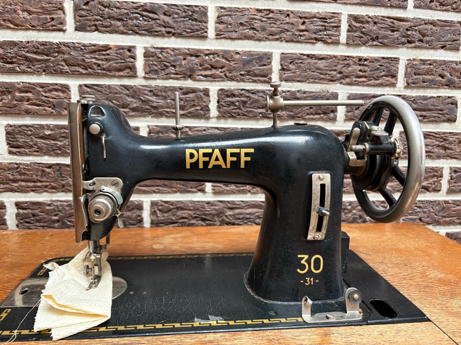 Antieke PFAFF 30 Naaimachine met Houten Tafel, Ophalen of Verzenden